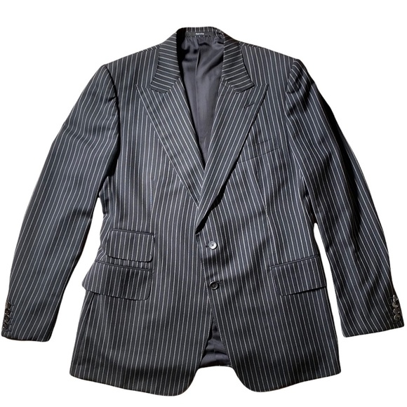 Men’s Gucci Suit - Picture 5 of 14